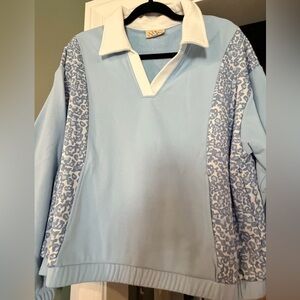 Light Blue Women's Pullover Sweatshirt with White Collar